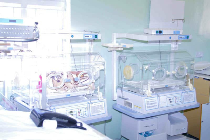 Maternity incubators